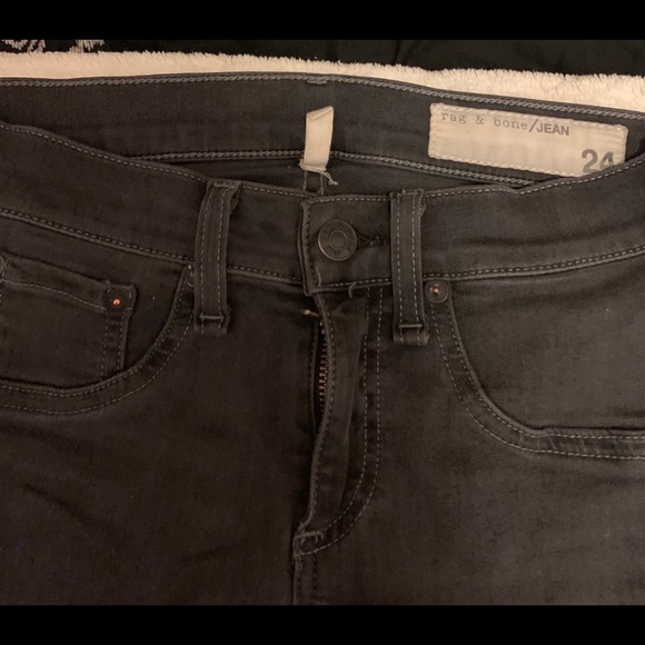 Gently worn Rag and Bone Jeggings - Picture 3 of 3